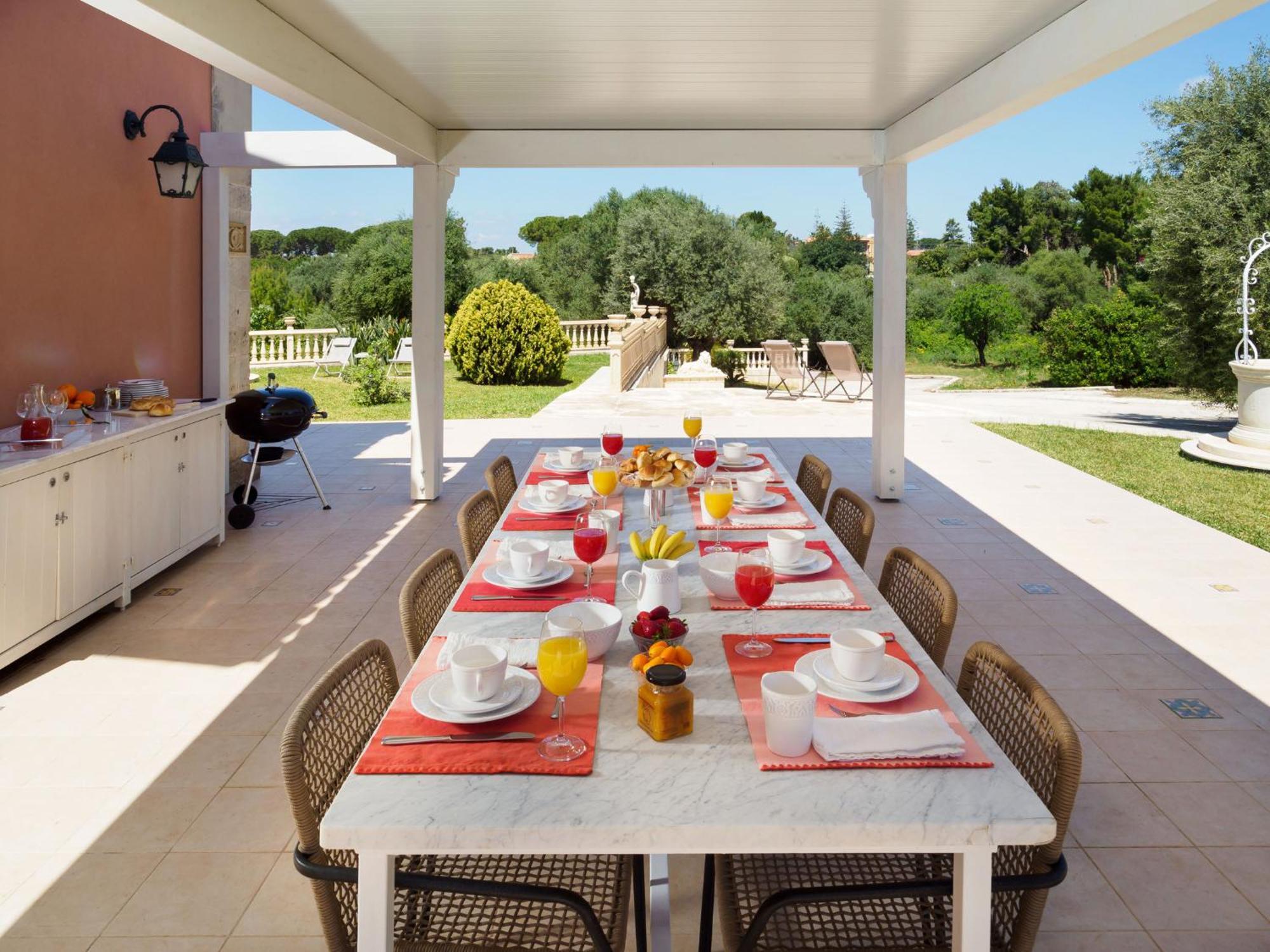 Gira Sole Villa Fontane Bianche Bagian luar foto